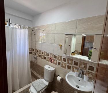 Himare Hotel | Artur Apartments Himare