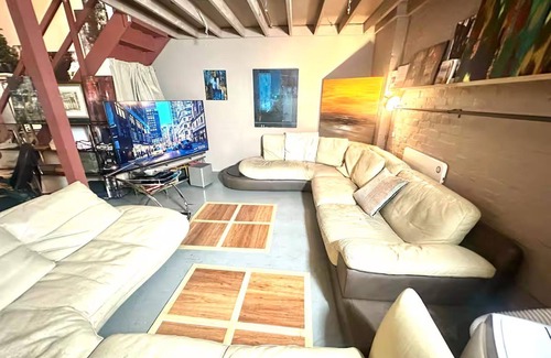 St. George's Apartamento | Camden Loft Retreat - 3 Bed Apartment