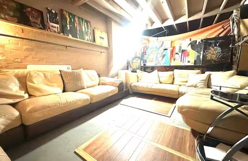 St. George's Apartamento | Camden Loft Retreat - 3 Bed Apartment
