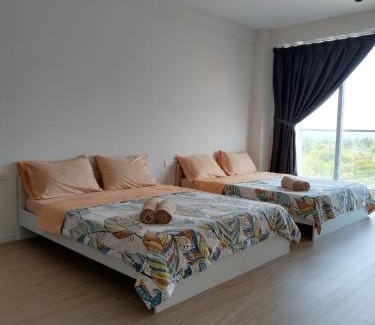 Tanjung Aru Casa | ARU SUITE Spacious Sea & Sunset View Home 10pax with Private Parking