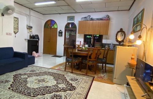 Batu Buruk Apartamento | Aryaty Stay Pantai Batu Buruk Kuala Terengganu