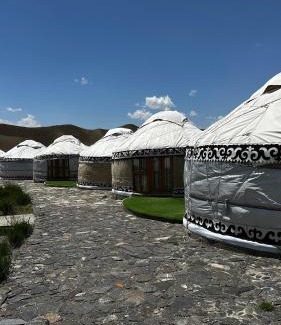 Naryn Cama Y Desayuno | As A Nomad Naryn Ethno Complex