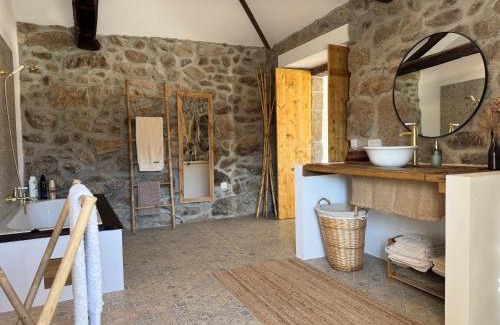 Valenca Casa | As Casas Do BomPai - Las Oliveiras