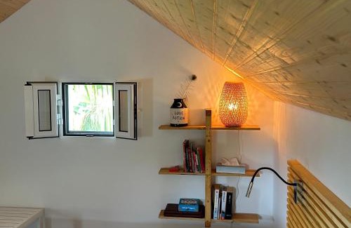 Arco da Calheta Casa | As Casinhas da Madeira - Cosy Stone Cottage in a subtropical garden