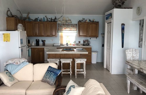 Rainbow Bay Casa | Como se ve en Bahamas Life de HGTV! Ven a buscar serenidad junto al mar ...