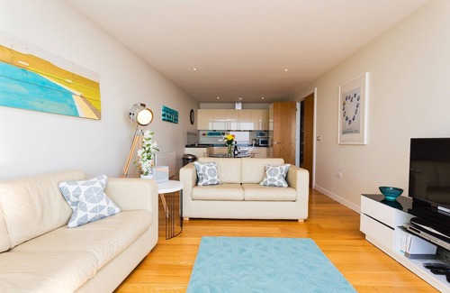 Westleigh Apartamento | ¡COMO SE VE EN LA TELEVISIÓN! Apartamento de lujo junto a la playa 'Headlands'