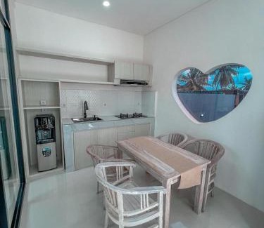 Singakerta Villa | asbby love heart villa