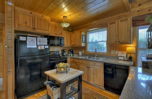 Blue Ridge Cabina | Ascend to serenity at Higher Ground! This pet-friendly haven offers majestic mountain views, a hot tub, firepit, WiFi, and unparalleled privacy. WiFi
