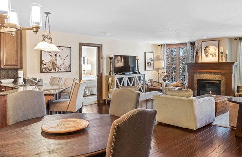 Avon Condominio | Ascent 202 - Sophisticated Three Bedroom