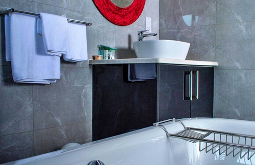 Jwaneng Casa | Ascentia Guest House