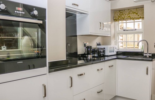 Baslow Cabaña | Ash Cottage, BASLOW