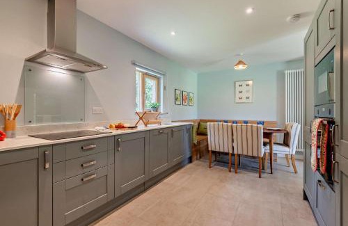 Chapmanslade Casa | Ash View 2