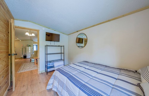 Arden Casa | Asheville’s Creekside Escape 2 bedrooms 2 bath with air mattress sleeps 6.