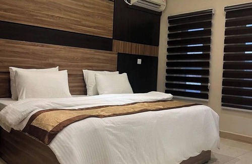 Ibadan Hotel | Ashosh Hotels and Suites