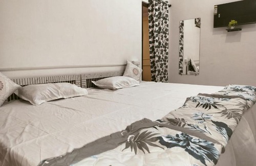Ujjain Casa | Ashutosh Homestay and Hotels