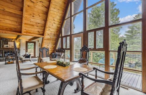 Moscow Casa | Ashwood Chalet