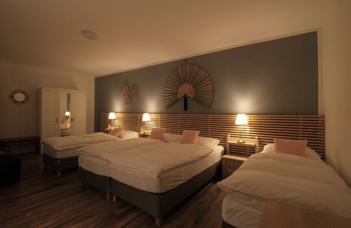 Lauterecken Casa | Asia Dreieck Pension Zimmer