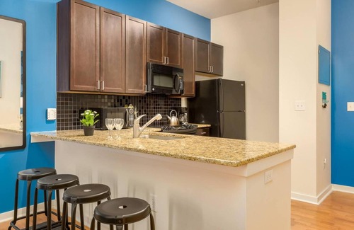 First Ward Apartamento | ASK FOR Discount-private Balcony Wifi Parking