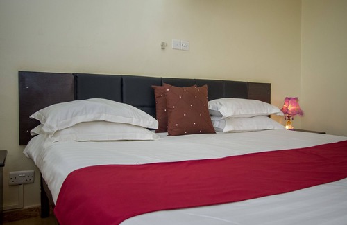 Entebbe Hotel | Askay Hotel Suites