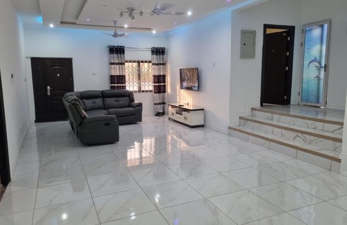 North Legon Apartamento | Asomdwee (Peace) Villa, Ashongman Estates, Accra