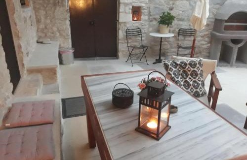 Oitylo Casa | Aspasia House