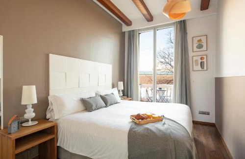 Sant Antoni Apartamento | Aspasios Market Balconies Apartments