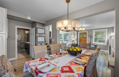 River West Casa | Aspen Bungalow - Meredith Lodging