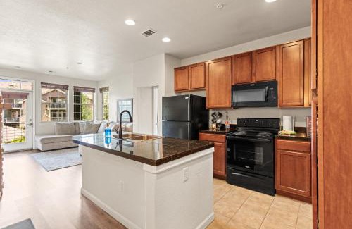 Silvercreek Apartamento | Aspen Meadows Condo in the beautiful area of Granby Ranch!
