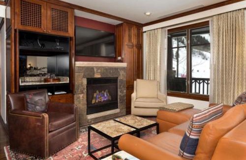 Aspen Apartamento | Aspen Ritz-Carlton 3 Bedroom Ski In, Ski Out Residence With Access To Slopeside Heated Pools And Hot Tubs
