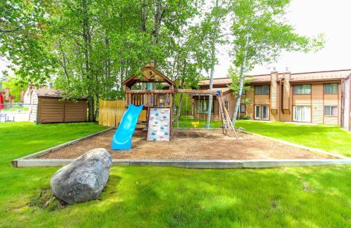 McCall Apartamento | Aspen Village Golf Course Condo - Snowshoes