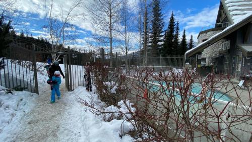 Upper Village Apartamento | Aspens on the Mountain Ski In Out
