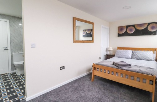 Huddersfield Cabaña | ASQUITH PENTHOUSE, character holiday cottage in Huddersfield