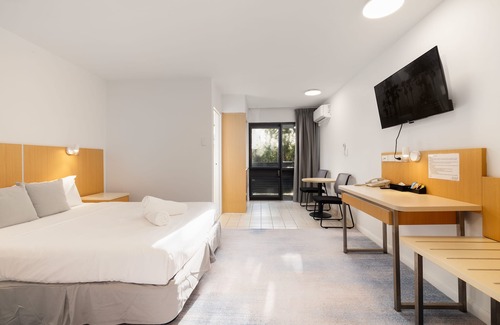 Hamilton Hotel | Asraport Motel