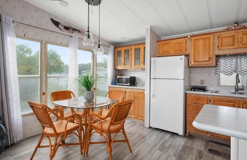 Assateague Pointe Casa | Assateague Pointe 2 br /1 bath 2 pools, clubhouse, gameroom fishing