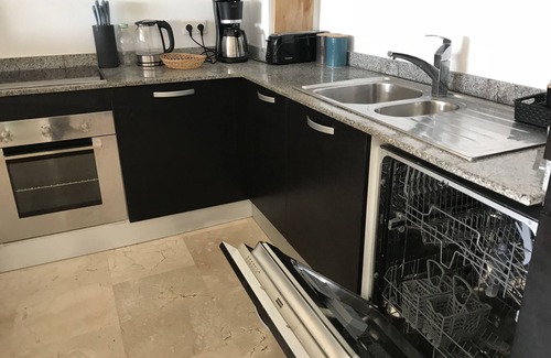 Asilah Apartamento | Assilah - Apartamento de lujo tranquilo + piscina + WIFI