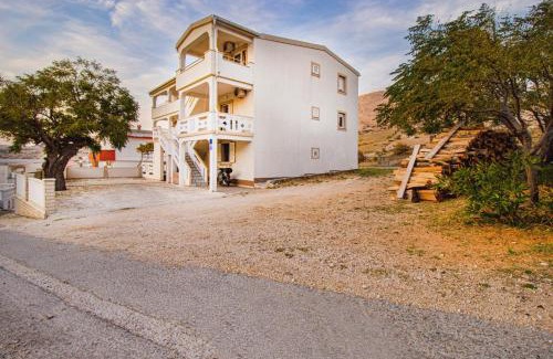 Metajna Apartamento | Asta view over sea reed landscape and bay