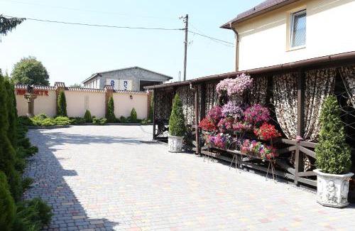 Kamenets-Podol'skiy Hotel | Astarta Inn