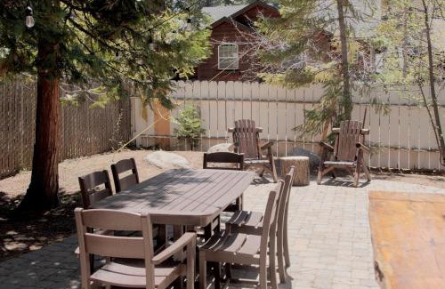 Kings Beach Casa | Aster by AvantStay Classic Kings Beach Cottage In The Of North Shore