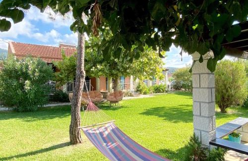 Acharavi Apartamento | Asteraki Beach House by DadoVillas