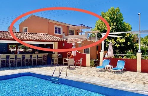 Acharavi Apartamento | Asteraki Poolside Apartment by DadoVillas