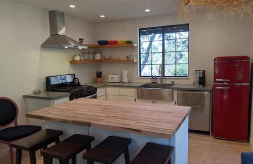Asti Cabaña | Asti Ridge Ranch - Private One Bedroom Cottage