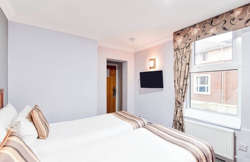 Derby Hotel | Aston Court Derby City Centre by Belvilla