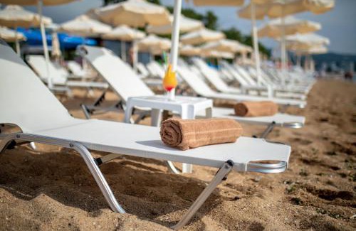 Golden Sands Hotel | Astoria Hotel All Inclusive- Free parking, Private Beach & Beach Club