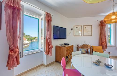 Veli Losinj Apartamento | Astra 2 Veli Lošinj Harbour View - Happy Rentals