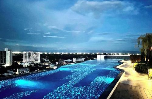 Chang Khlan Apartamento | Astra Sky River 5 Stars Pool Sauna Gym
