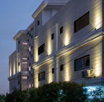 Aswan Casa | ASWAN NILE PALACE (swimming pool-rooftop-Nile view)