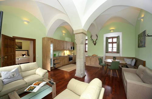 Bruck an der Grossglocknerstrasse Apartamento | Schloss Fischhorn am See