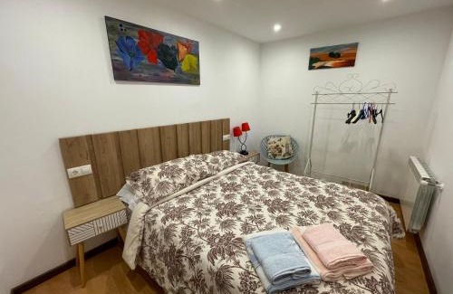 Figueras (Castropol) Apartamento | AT El Manzano - Jardín & BBQ - Los Gayoles Rural