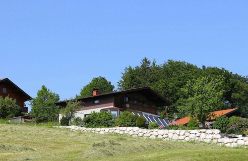 Kirchberg bei Mattighofen Apartamento | 100 m² Apartamento ∙ 2 habitaciones ∙ 6 huéspedes