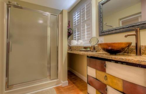 Downtown Historic District Casa | At Journey's End